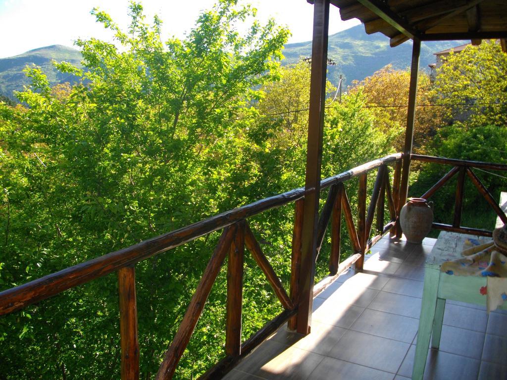 Ksenonas Chrusovitsi Hotel Khrisovítsion Exterior foto